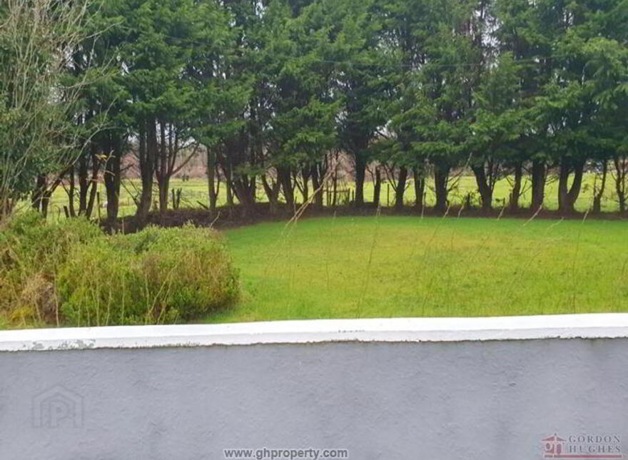 Myoran, Leitrim Village, N41F220