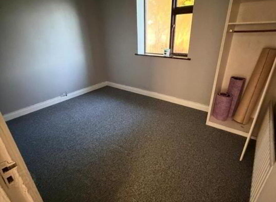 Myoran, Leitrim Village, N41F220