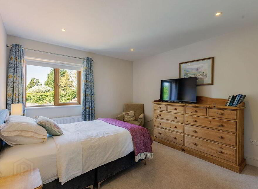 36 The Meadow, Abbeyside, Dungarvan, X35VH97