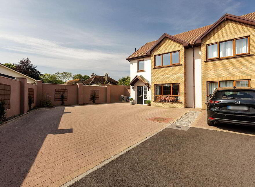 36 The Meadow, Abbeyside, Dungarvan, X35VH97