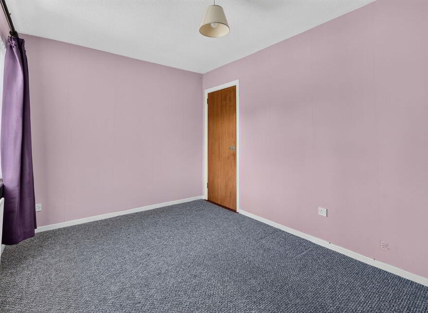 65 Wakehurst Park, Ballymena, BT42 3AY