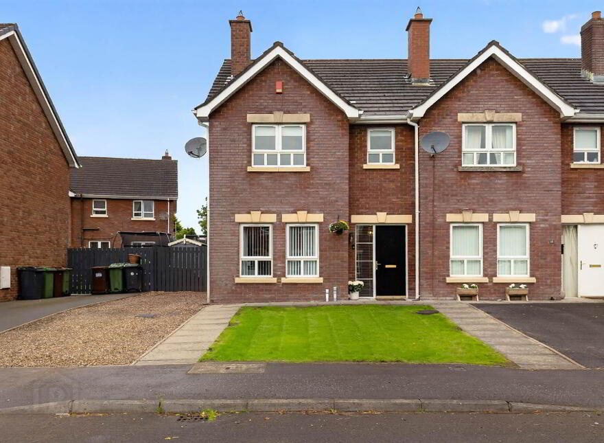16 Stonebridge Meadows, Lisburn, BT28 3JD