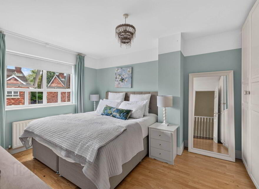 16 Stonebridge Meadows, Lisburn, BT28 3JD