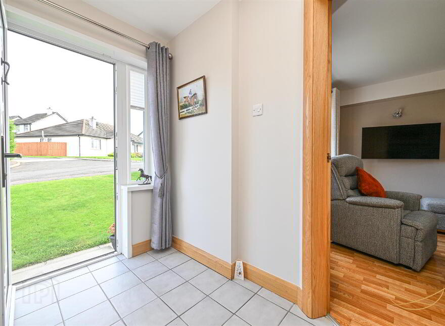 16 Castle Manor, Ballynure, Ballyclare, BT39 9GW