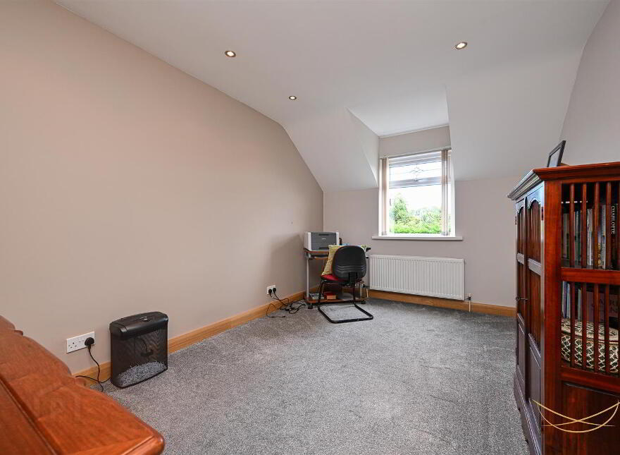 16 Castle Manor, Ballynure, Ballyclare, BT39 9GW