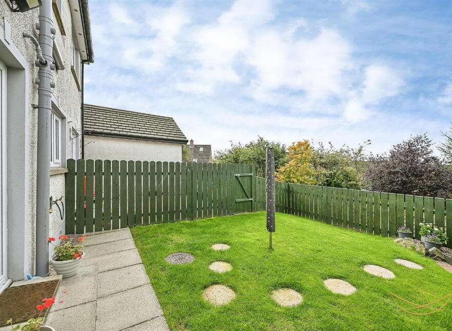 16 Castle Manor, Ballynure, Ballyclare, BT39 9GW