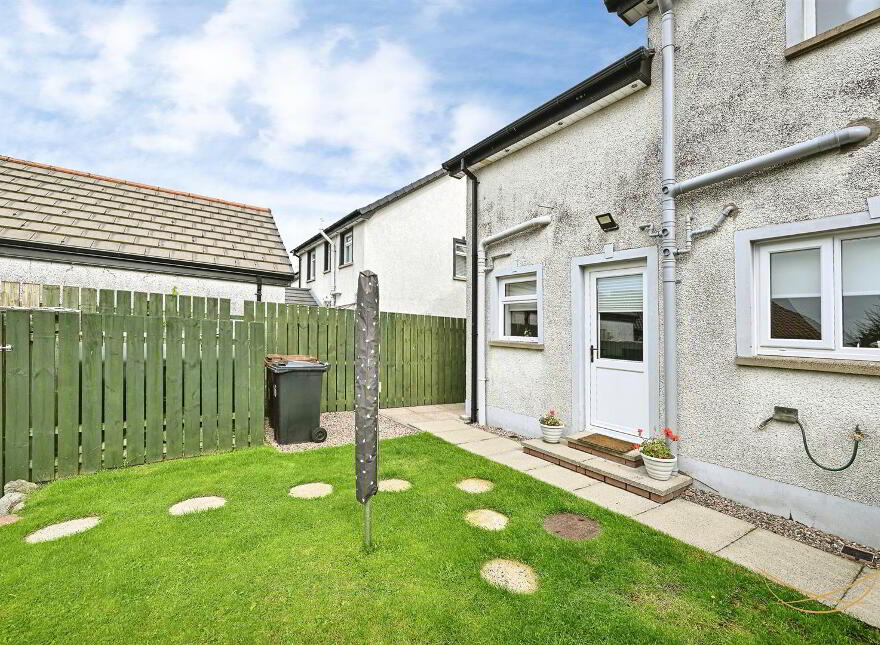 16 Castle Manor, Ballynure, Ballyclare, BT39 9GW