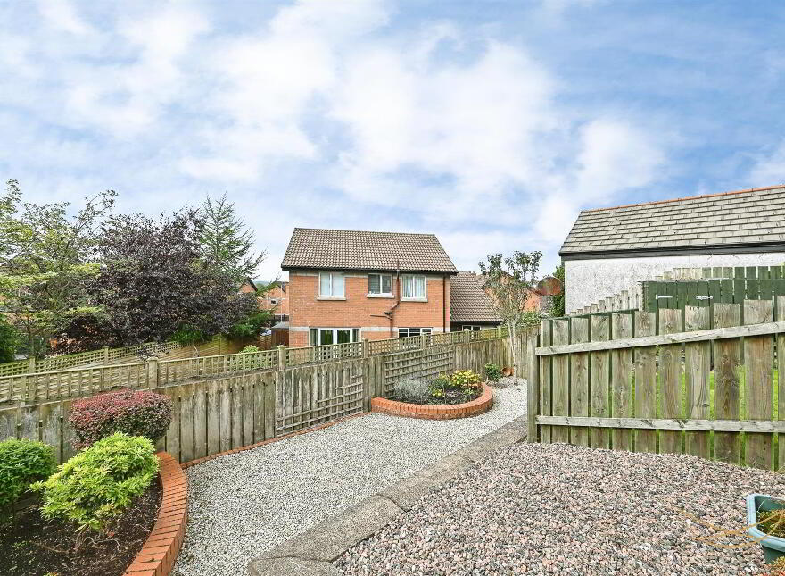 16 Castle Manor, Ballynure, Ballyclare, BT39 9GW
