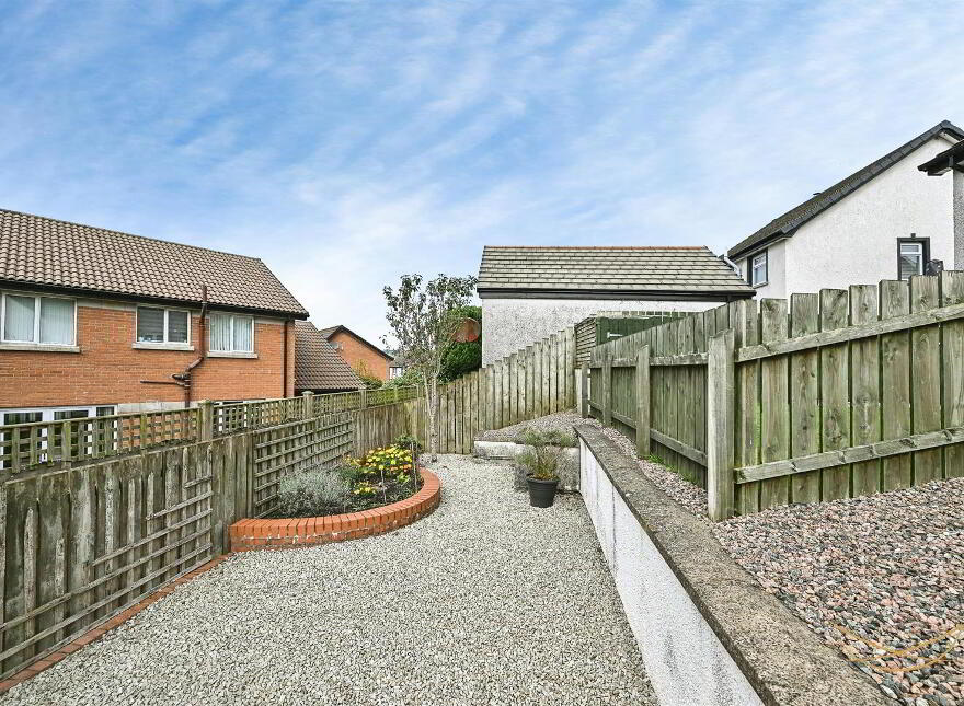 16 Castle Manor, Ballynure, Ballyclare, BT39 9GW