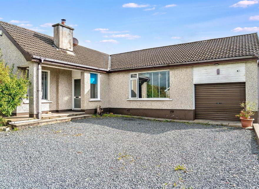 2 Kilwood Crescent, Crossgar, BT30 9DF