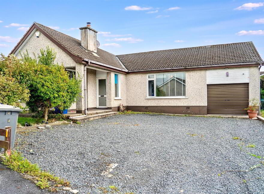 2 Kilwood Crescent, Crossgar, BT30 9DF