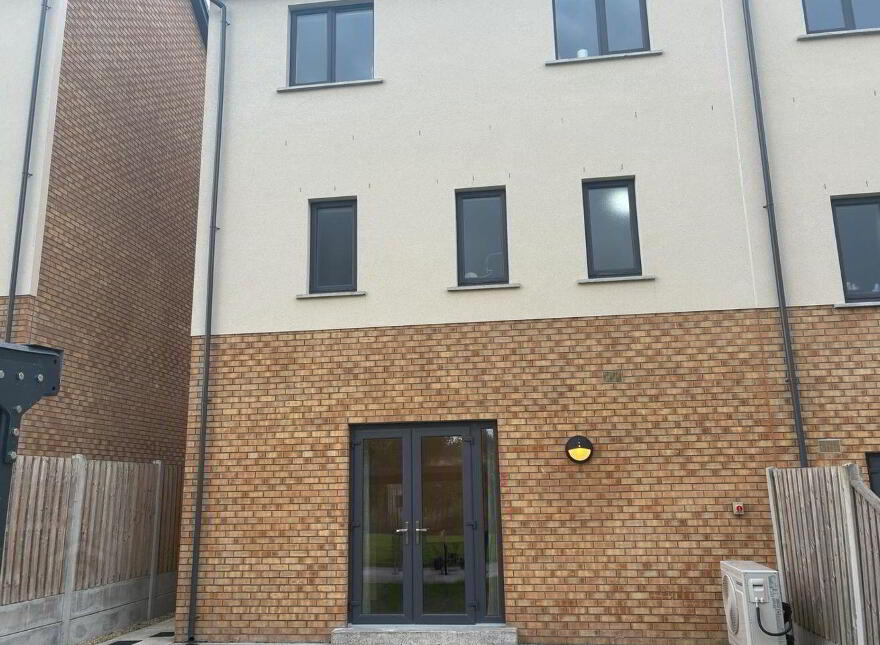 12 The Cresent, Baker Hall, Navan, C15XDC8