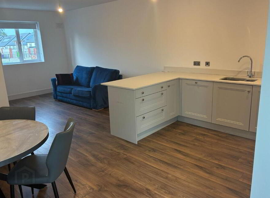 12 The Cresent, Baker Hall, Navan, C15XDC8