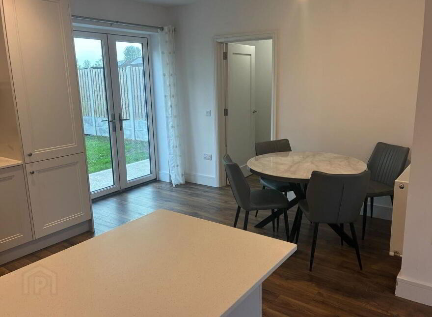 12 The Cresent, Baker Hall, Navan, C15XDC8