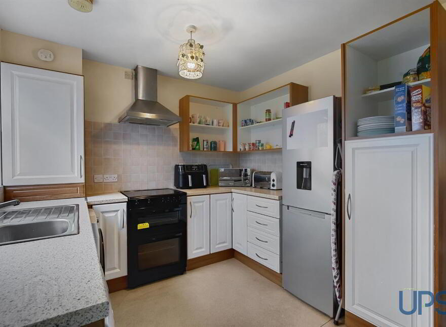 6 Windermere Avenue, Lisburn, BT28 2WX
