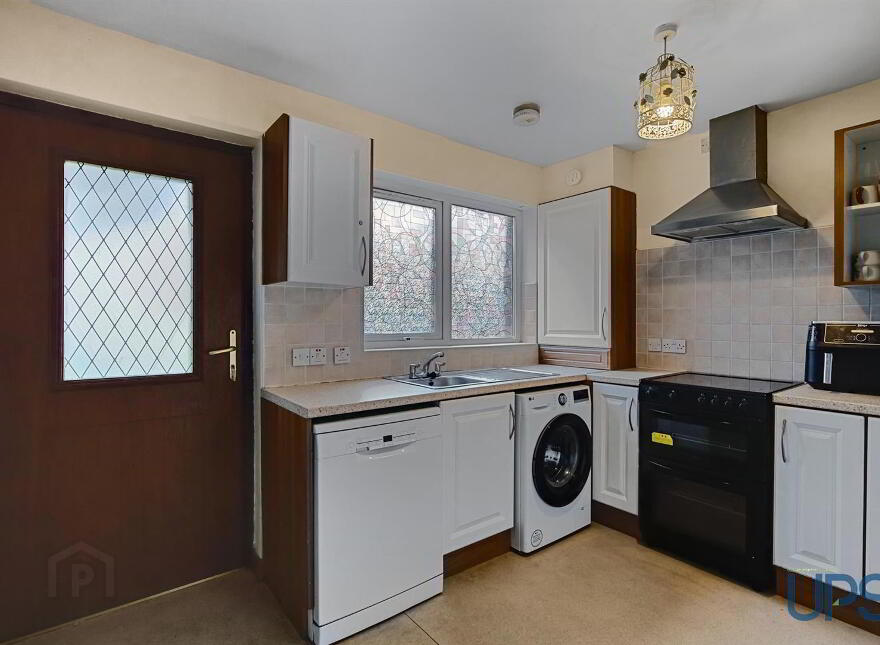 6 Windermere Avenue, Lisburn, BT28 2WX
