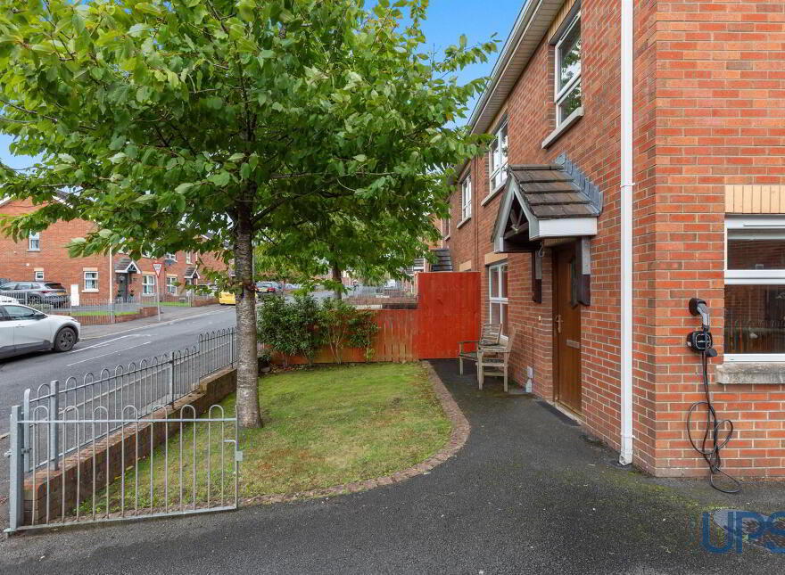 6 Windermere Avenue, Lisburn, BT28 2WX