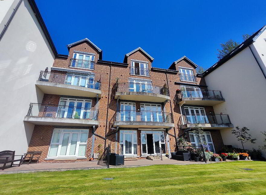 11 Ardbana Riverside, Mountsandel Road, Coleraine, BT52 1XJ