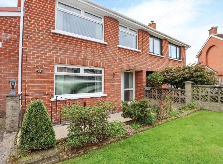 10 Mount Regan Avenue, Dundonald, Belfast, BT16 1JA