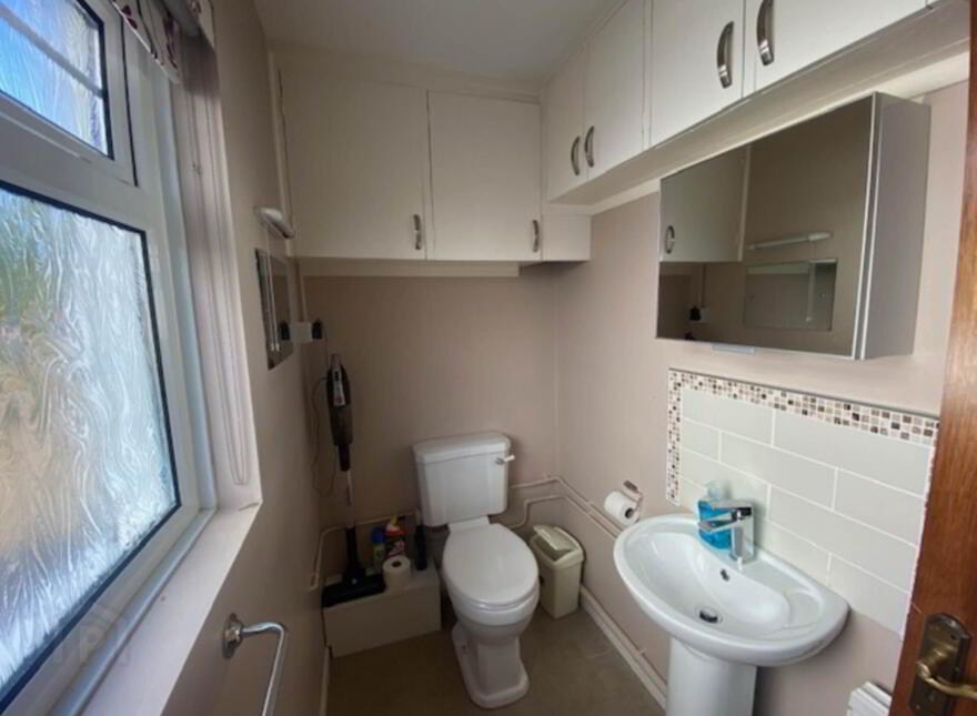 The Haw Lodge, Lifford, F93REW9