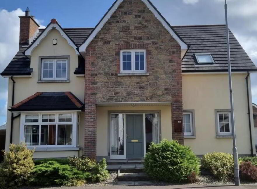32 Tollymore Brae, Newcastle, BT33 0GT