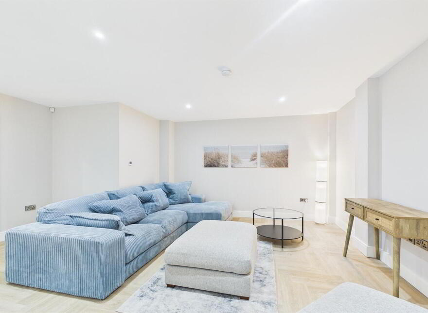 Apartment 10 1 Lacefield, Belfast, BT4 3PA