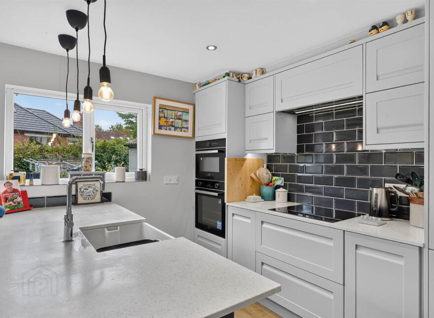 4 Ascot Gardens, Belfast, BT5 6LX