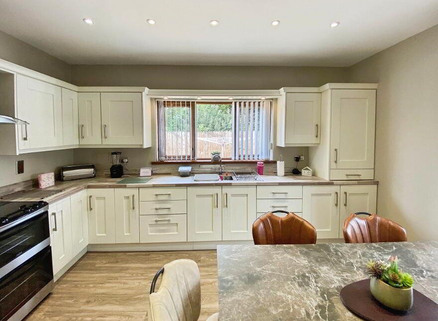 40 Cloyfin Park, Coleraine, BT52 2BL