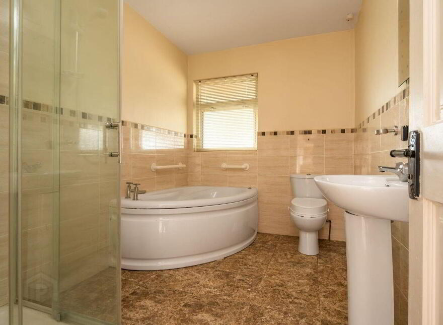 Tara Court, Letterkenny, F92REP2