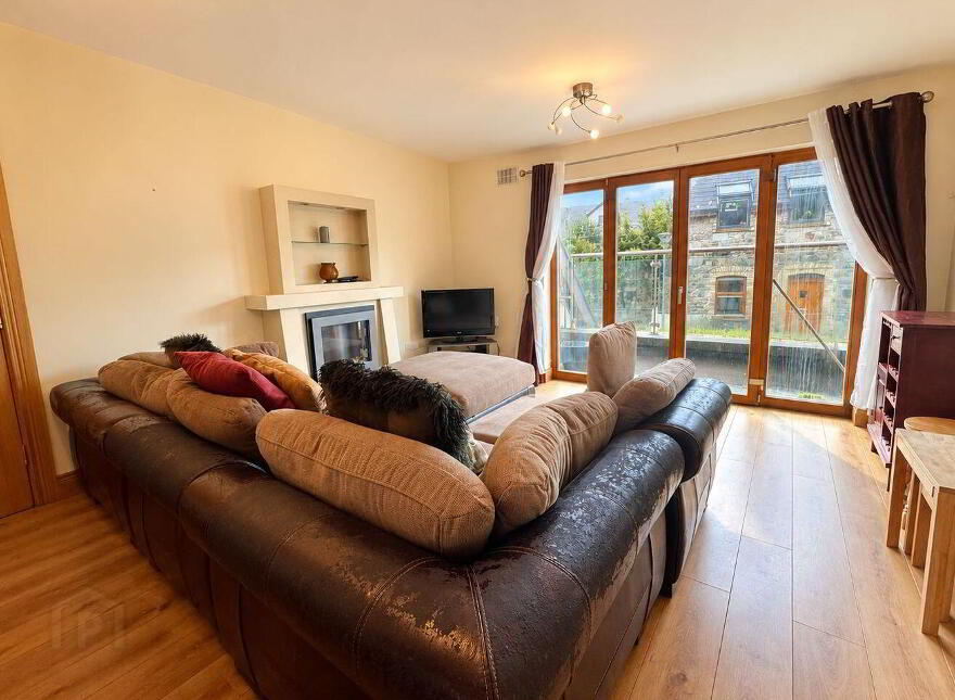 60 Mill Falls, Collooney, F91A029