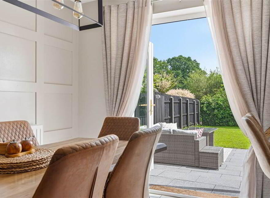 44 Millhouse Glen, Antrim, BT41 2UJ