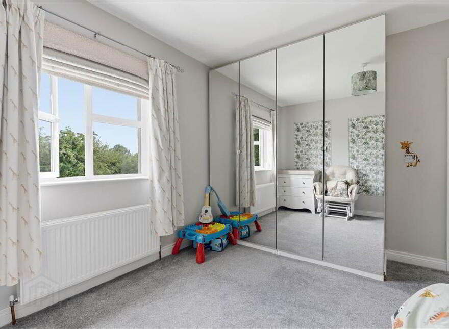 44 Millhouse Glen, Antrim, BT41 2UJ