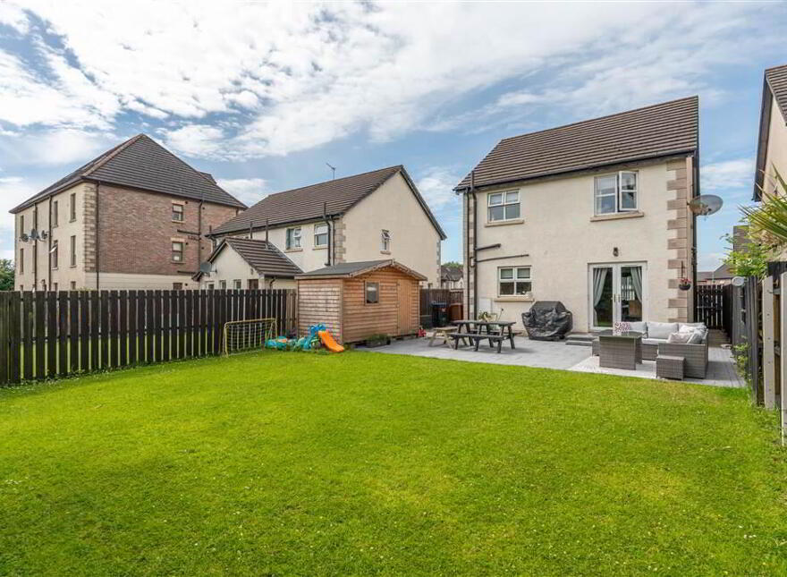 44 Millhouse Glen, Antrim, BT41 2UJ