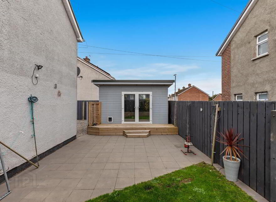 26 Campsie Park, Dundonald, Belfast, BT16 2SF