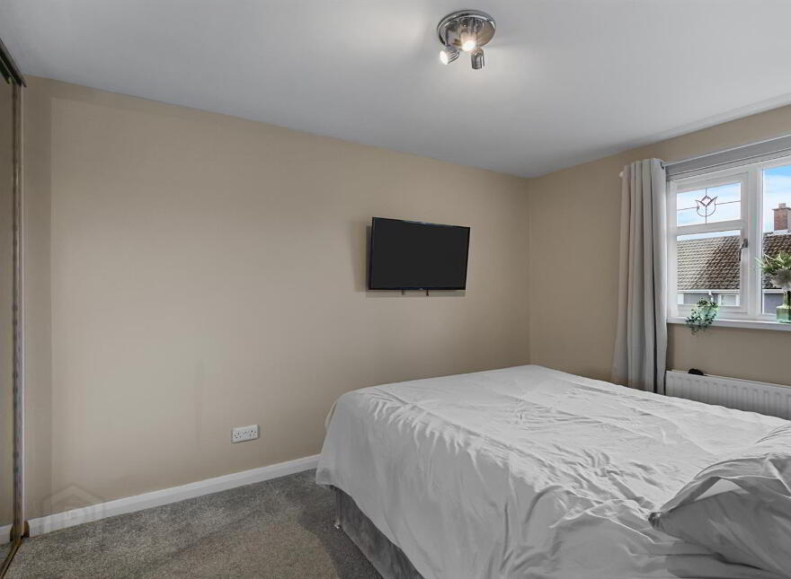26 Campsie Park, Dundonald, Belfast, BT16 2SF