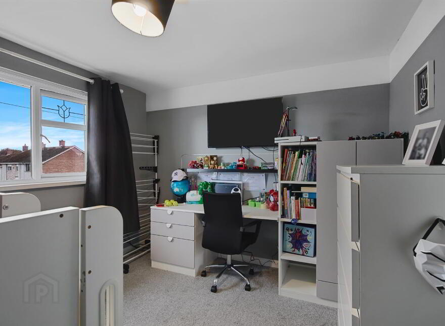 26 Campsie Park, Dundonald, Belfast, BT16 2SF