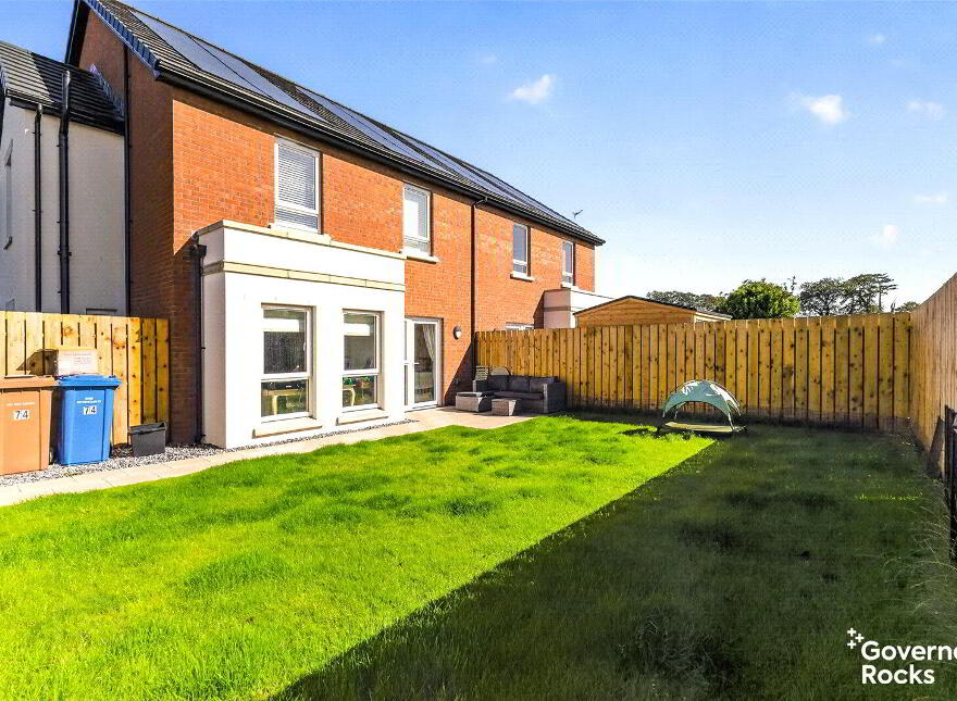 74 High Trees Walk, Donaghadee, BT21 0GW