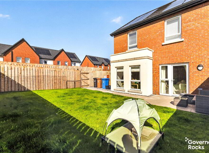 74 High Trees Walk, Donaghadee, BT21 0GW