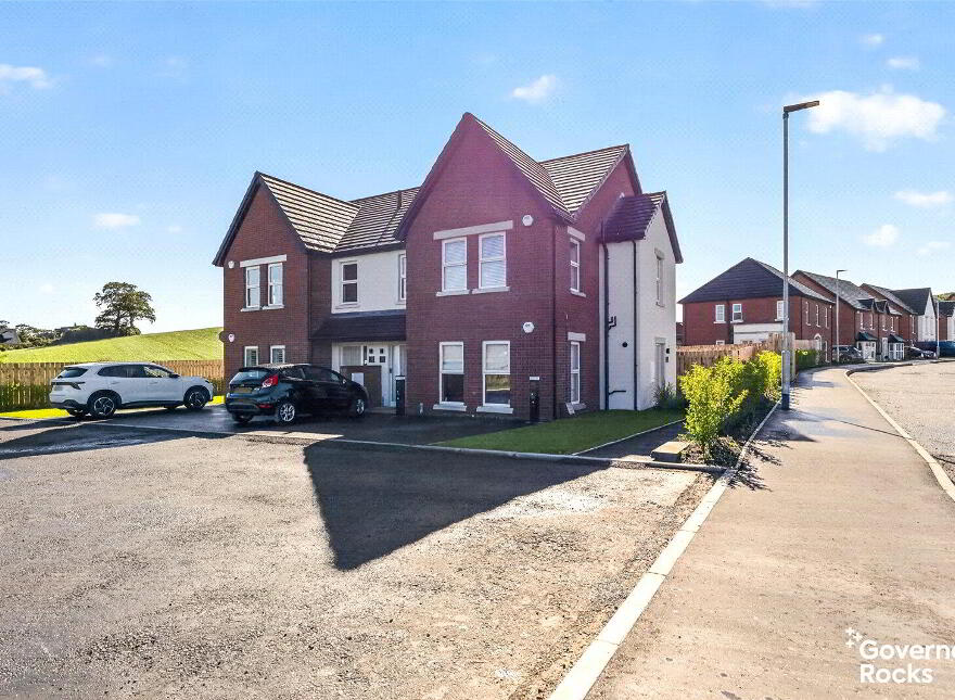 74 High Trees Walk, Donaghadee, BT21 0GW