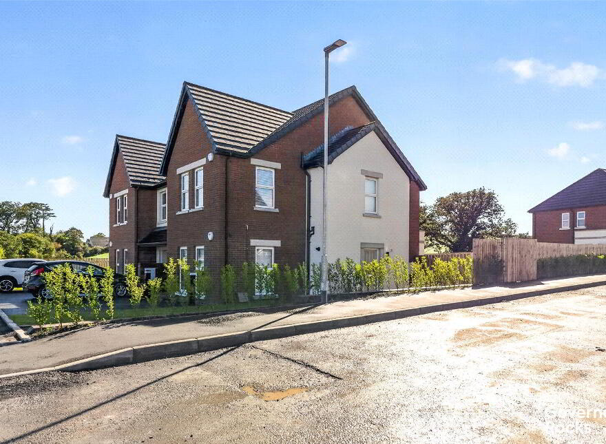 74 High Trees Walk, Donaghadee, BT21 0GW