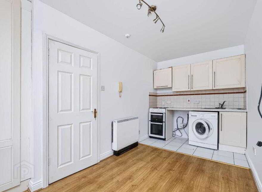 14 Saint Josephs Avenue, Ballybough, D03C982