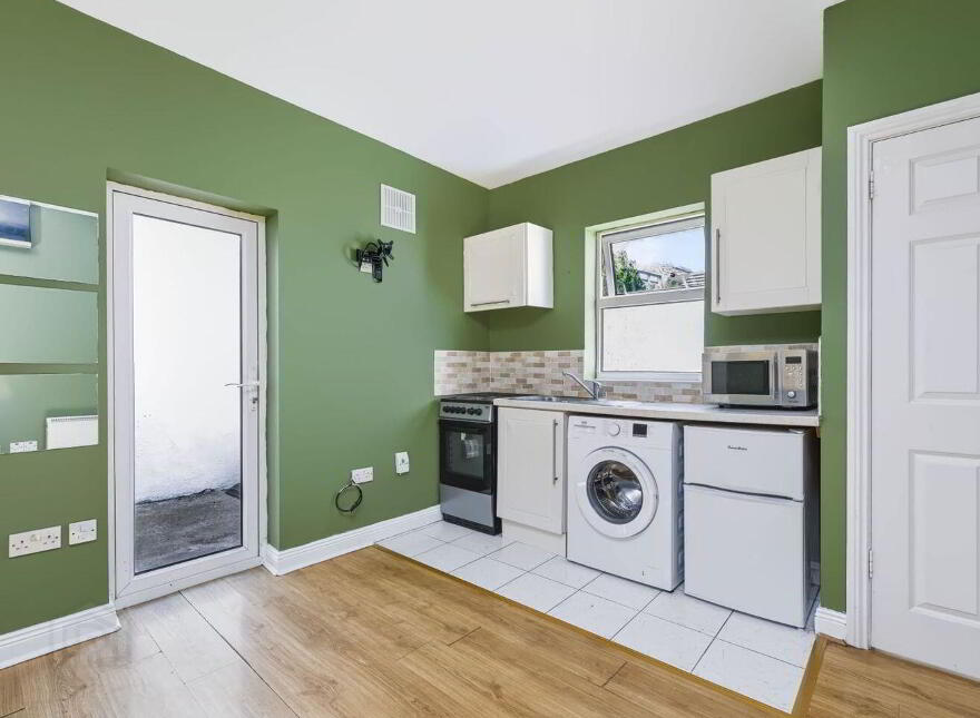14 Saint Josephs Avenue, Ballybough, D03C982