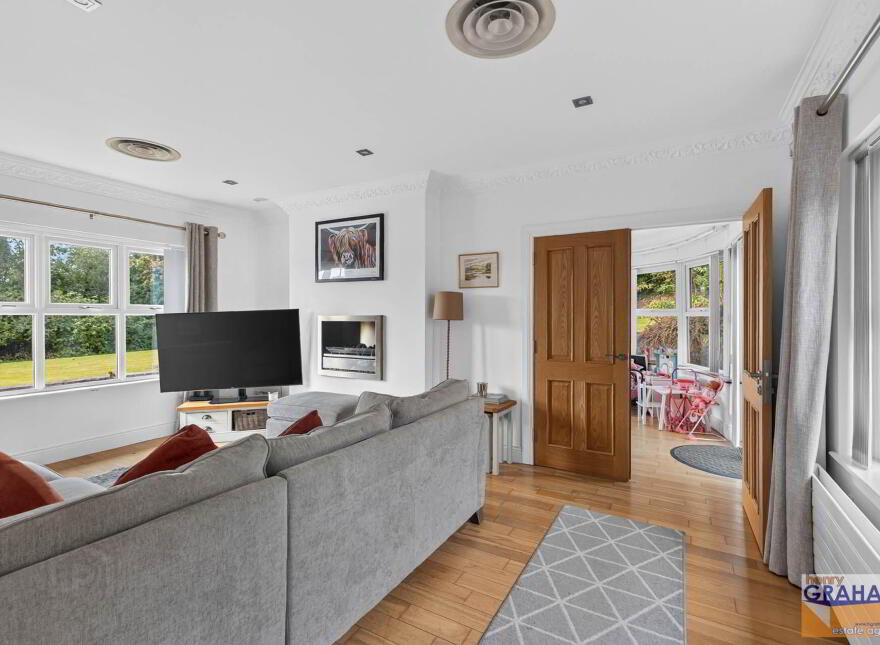 104 Carnbane Road, Royal Hillsborough, Lisburn, BT27 5NG