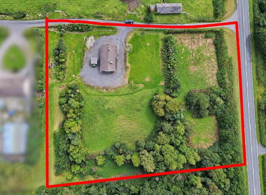 Srah, Foxford, F26XT67