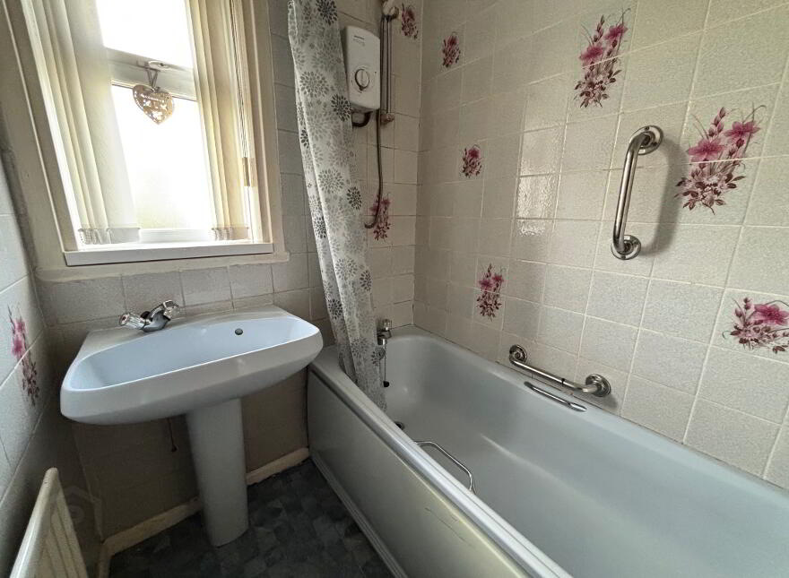 34 Fergus Avenue, Carrickfergus, BT38 8JB