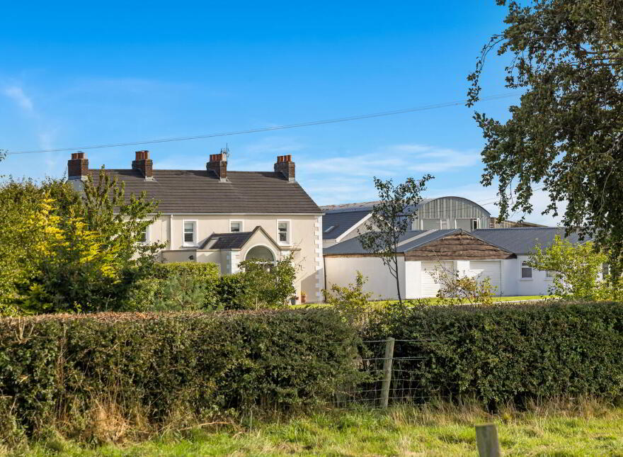Merok, 10 Kerrs Road, Bangor, BT19 7QD