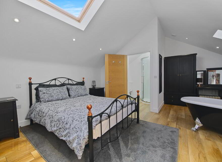 Merok, 10 Kerrs Road, Bangor, BT19 7QD