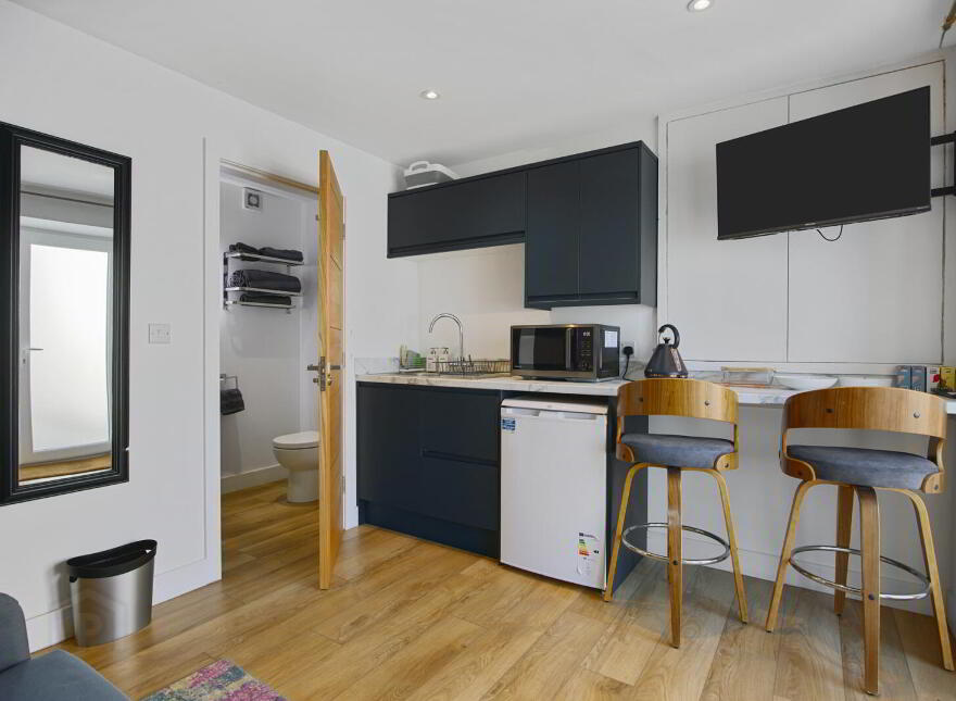 Merok, 10 Kerrs Road, Bangor, BT19 7QD