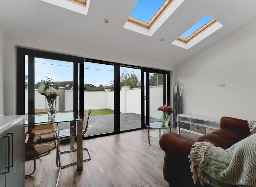 36 Belfast Road, Carrickfergus, BT38 8BT