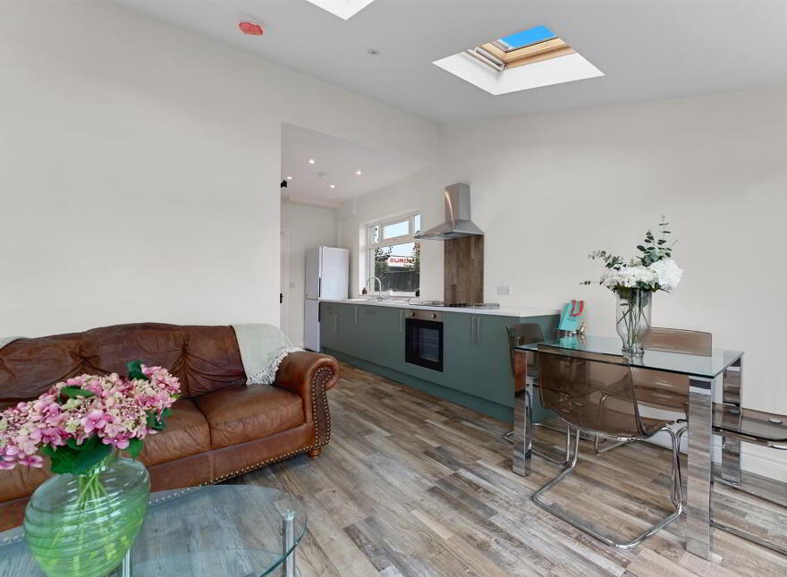 36 Belfast Road, Carrickfergus, BT38 8BT